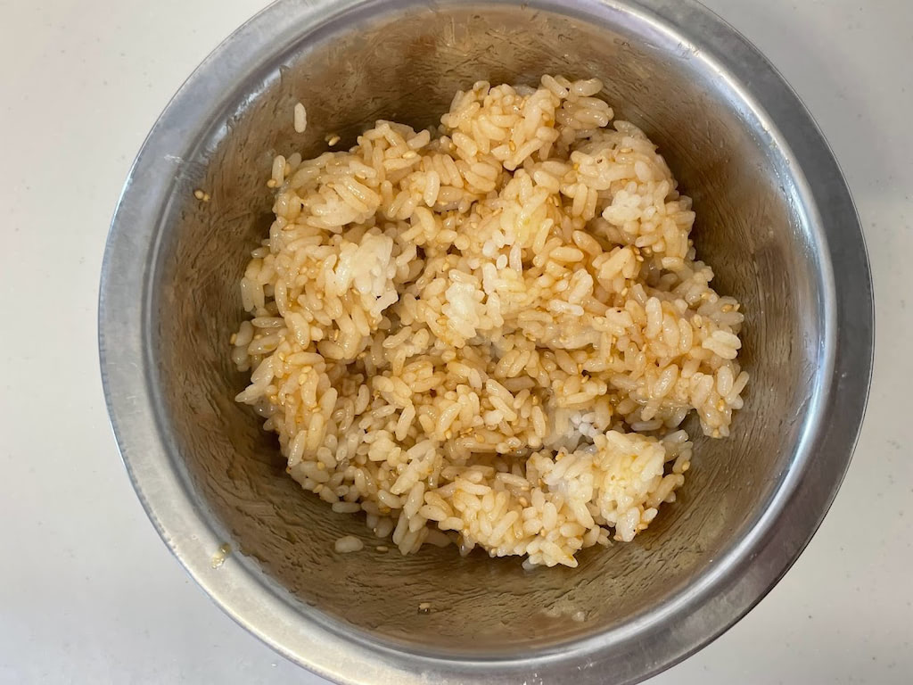 驚異の1 7万いいね を叩き出した 焼肉のタレで最強になってしまった焼きおにぎり のお味はいかに あたらしい日日 こんな時代のニューノーマルな暮らし方 食と農 生活情報をお届けします