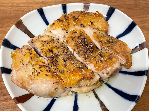 グリルチキンとラズベリーのイースターサラダのレシピ