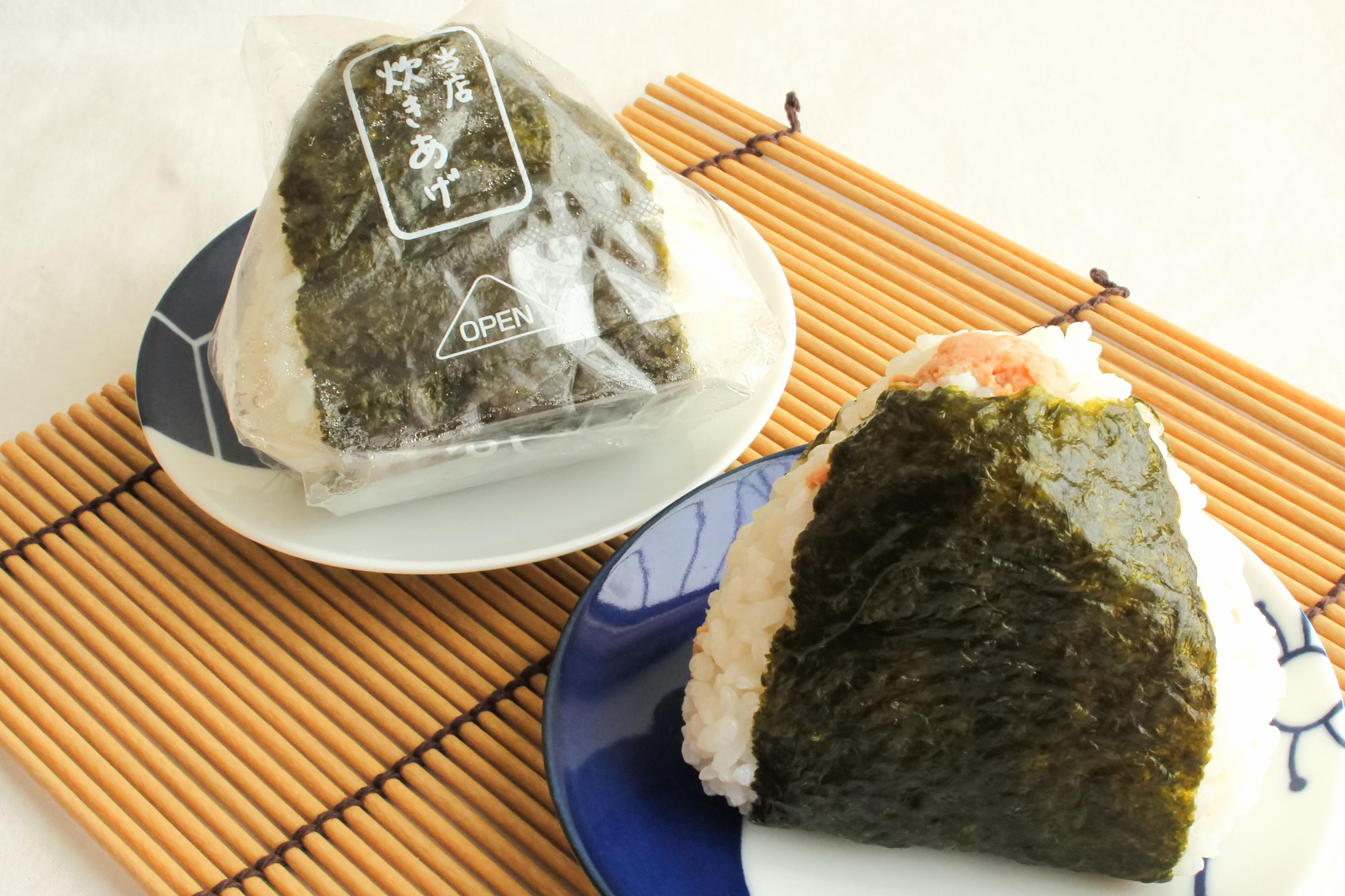 試してランキング】「コンビニの鮭おにぎり」決定戦！1位は凄すぎた 