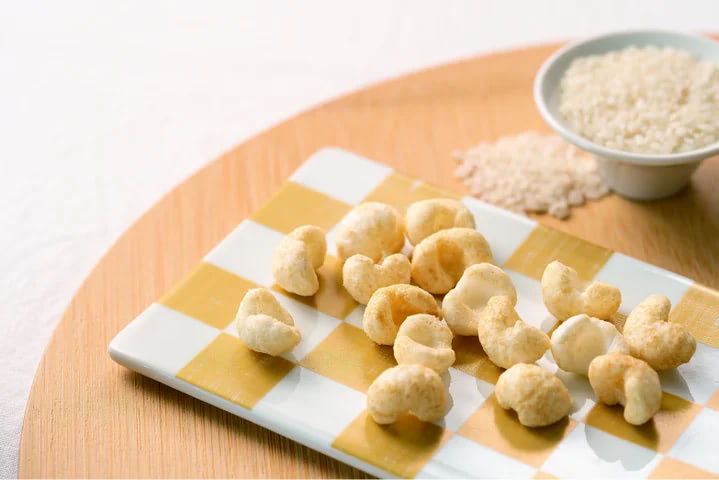 和風すぎるスナック菓子】えっ、しば漬け風味だって!?ヘルシーなお米