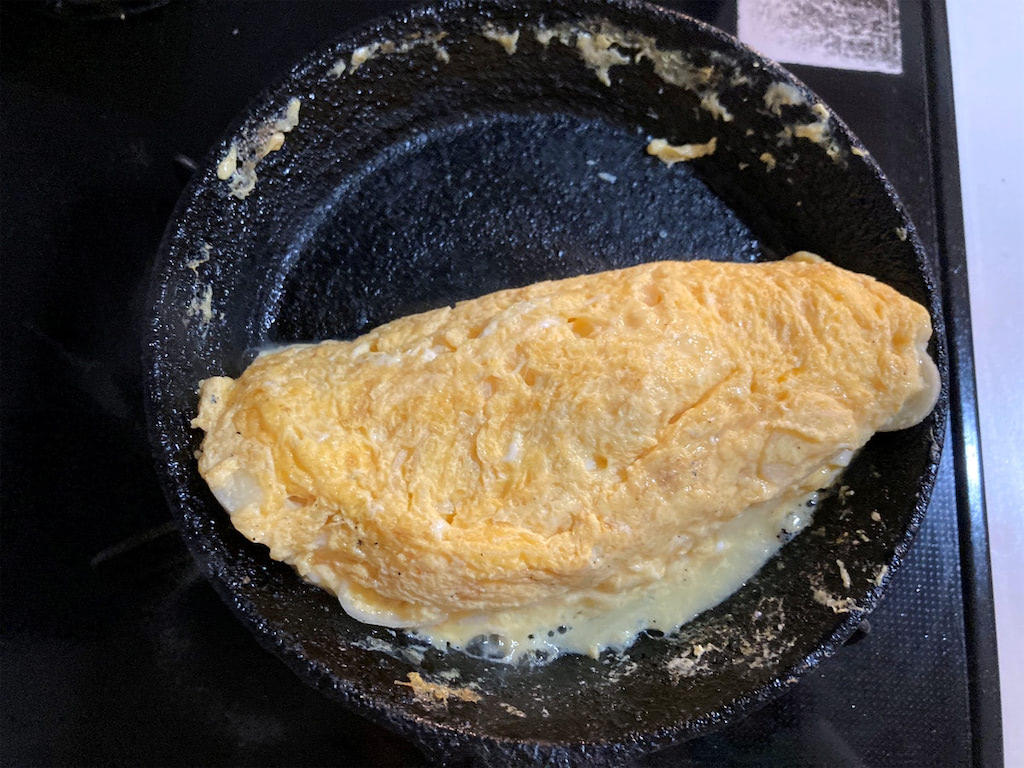 たっぷりネギを卵にギャン混ぜ！】「居酒屋風オムレツ」作ったら…出汁