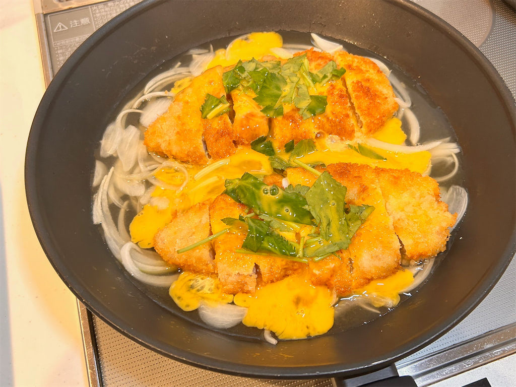 笠原将弘の上品なカツ丼】「1.5番だし」「バッター液」「揚げ4分・余熱
