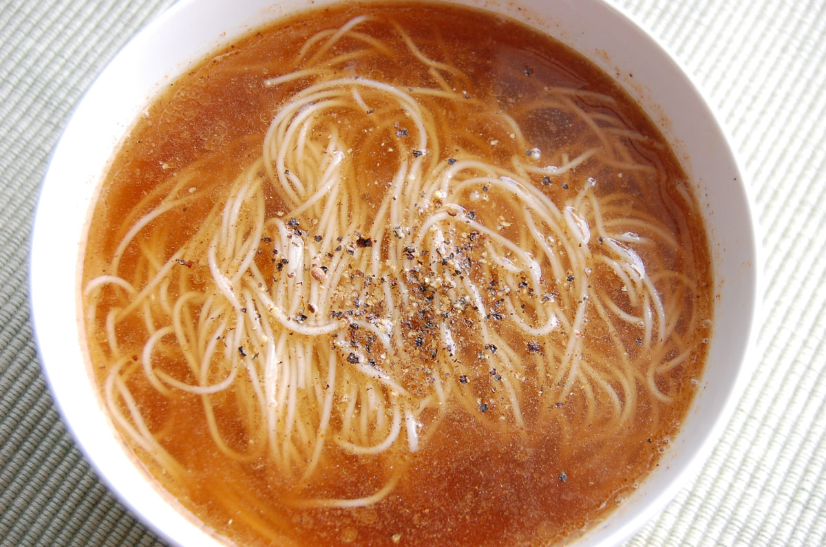 爆速レシピ「やばい冷やし醤油そうめん」に挑戦♪“けずり粉”が決め手の魚介スープは無限に飲める～♡ | 『あたらしい日日』  こんな時代のニューノーマルな暮らし方。食と農、生活情報をお届けします