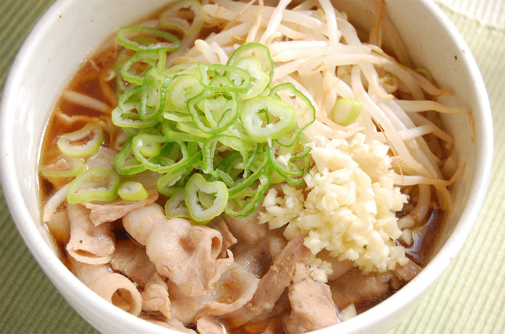 パワー！ゴリゴリの二郎系「ジロうどん」に挑戦♪豚バラ肉×ラード×生